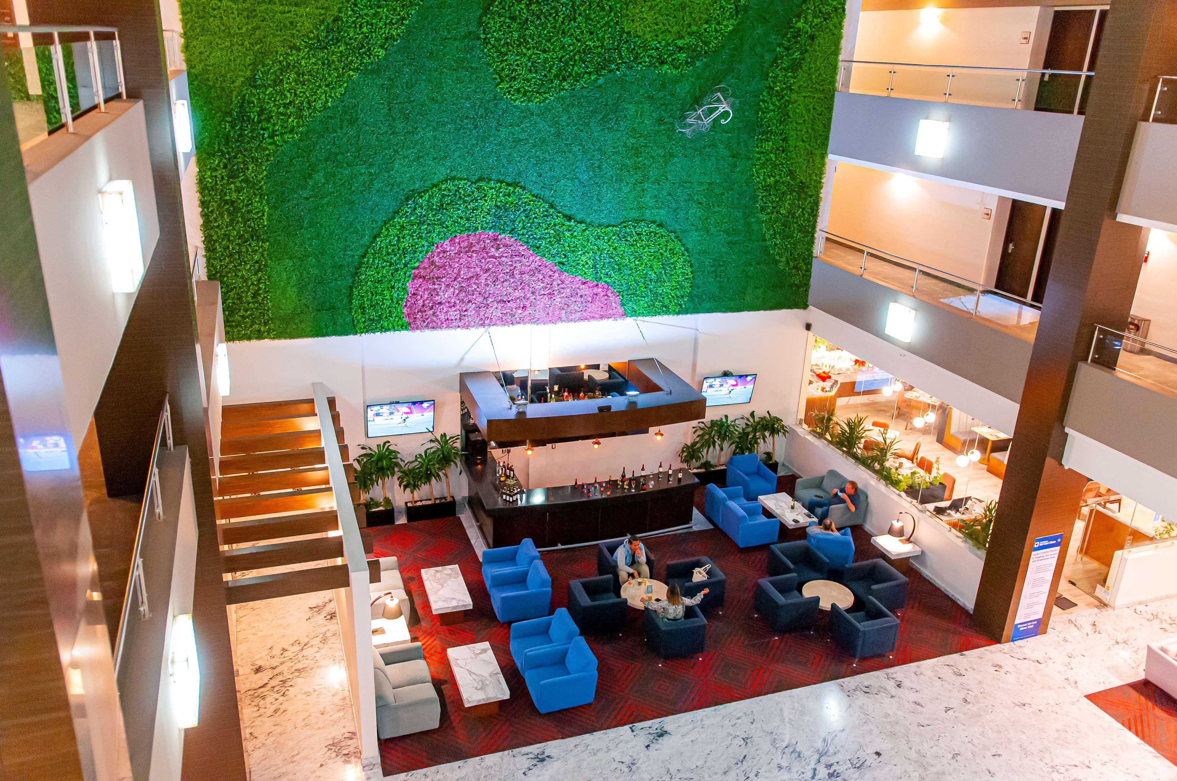 Best Western Oak Meadows Inn Сент-Хеленс Экстерьер фото