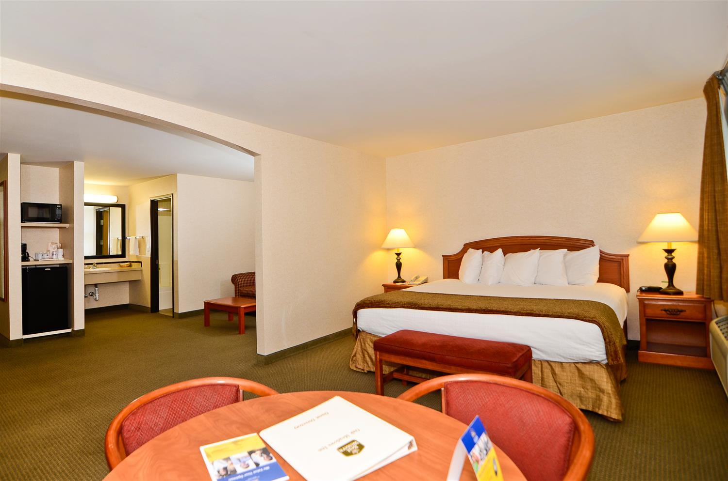 Best Western Oak Meadows Inn Сент-Хеленс Экстерьер фото