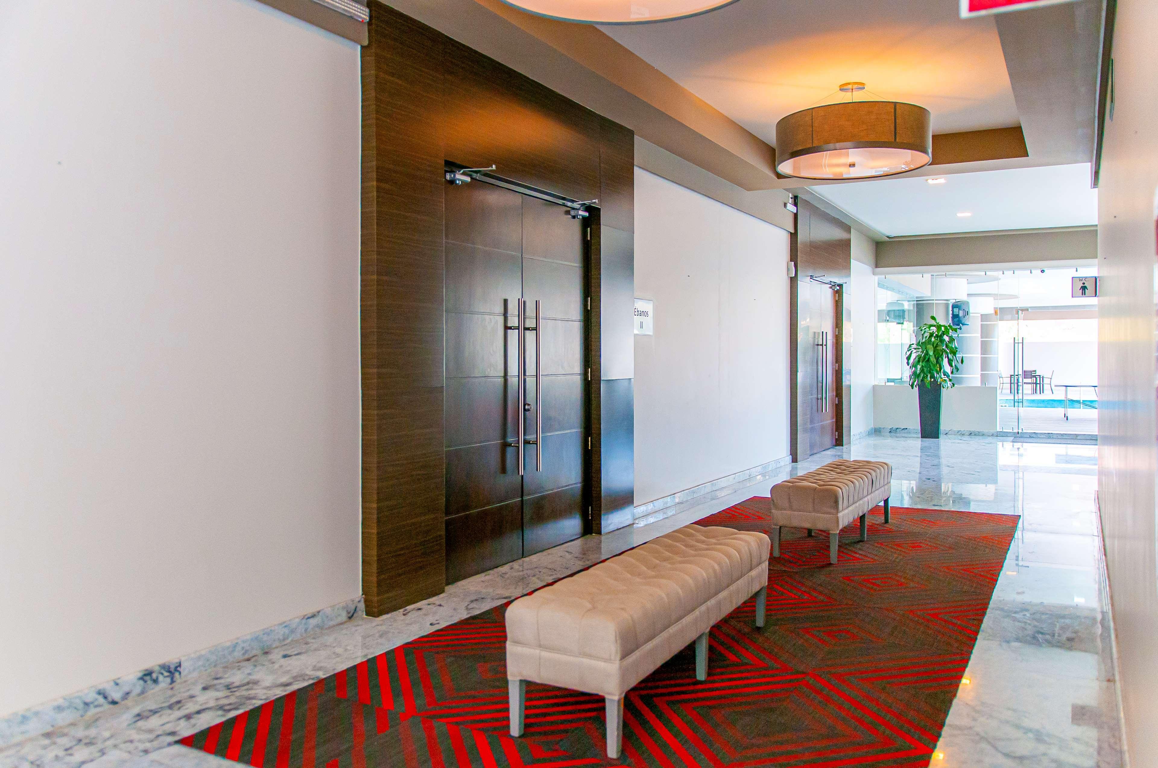 Best Western Oak Meadows Inn Сент-Хеленс Экстерьер фото