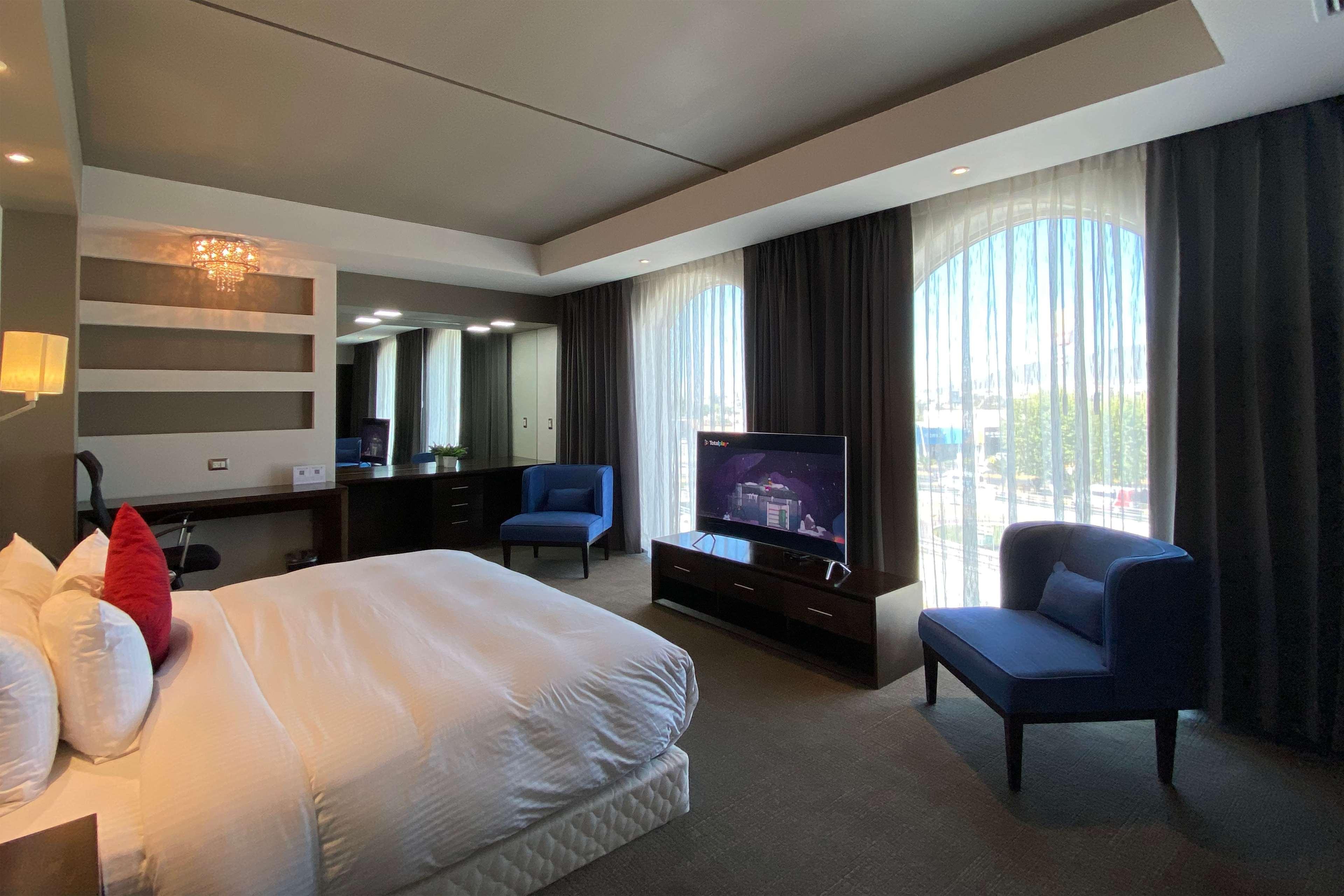 Best Western Oak Meadows Inn Сент-Хеленс Экстерьер фото